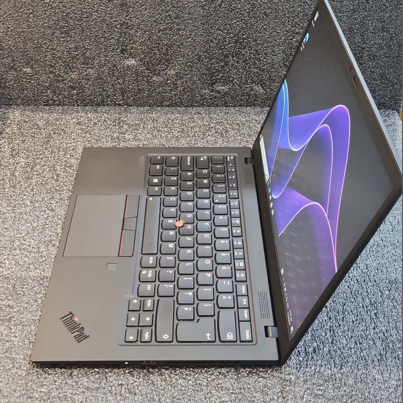 Lenovo Thinkpad X1 Carbon Gen 7, Intel Core i5-8th, 16GB RAM