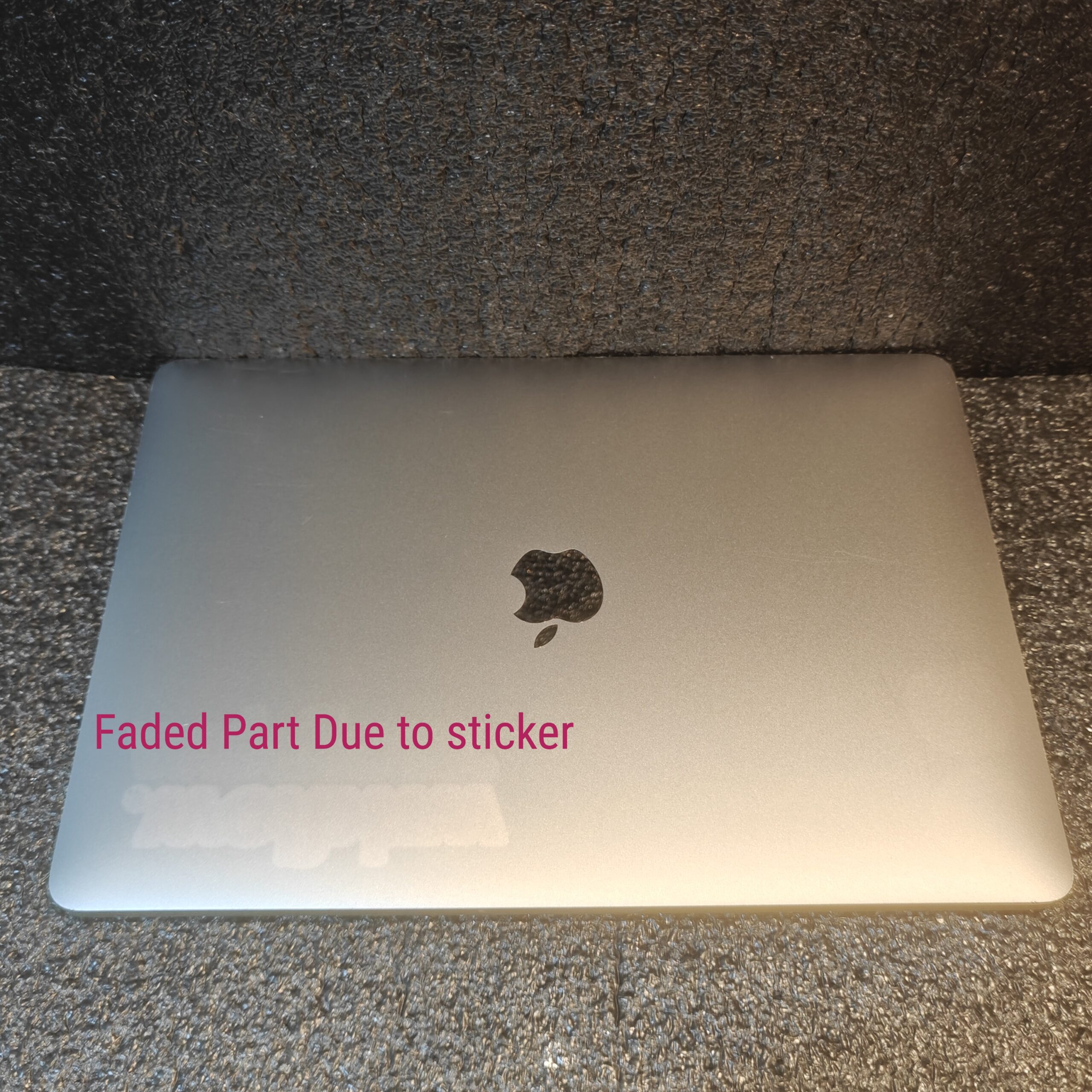 Apple Macbook Pro 13 2020 TouchBar A2251 EMC 3348 Intel Core i5 @ 2.0GHz, 16GB RAM, 512GB SSD