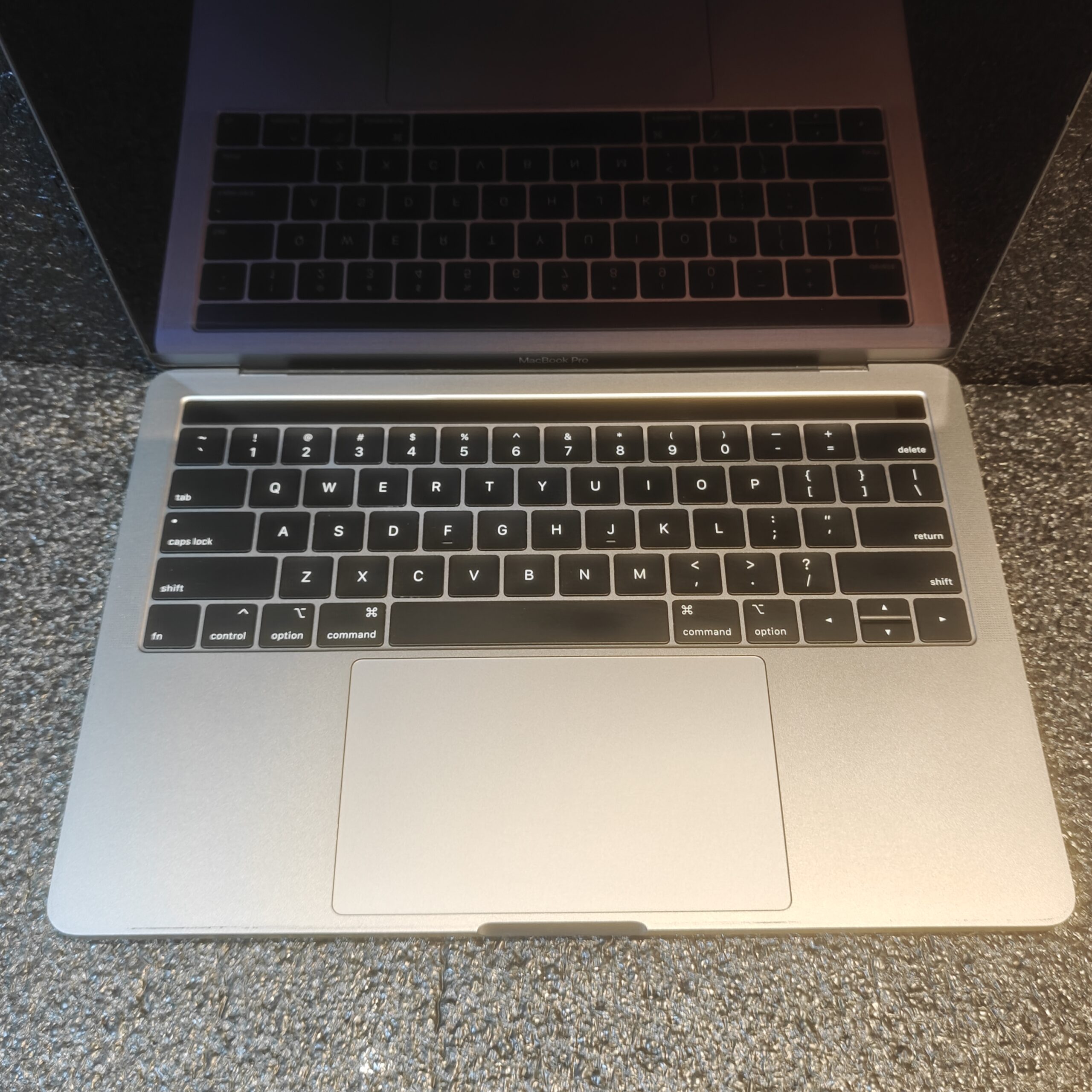 Apple MacBook Pro 13-inch (2018, Four Thunderbolt 3 Ports) - Image 3